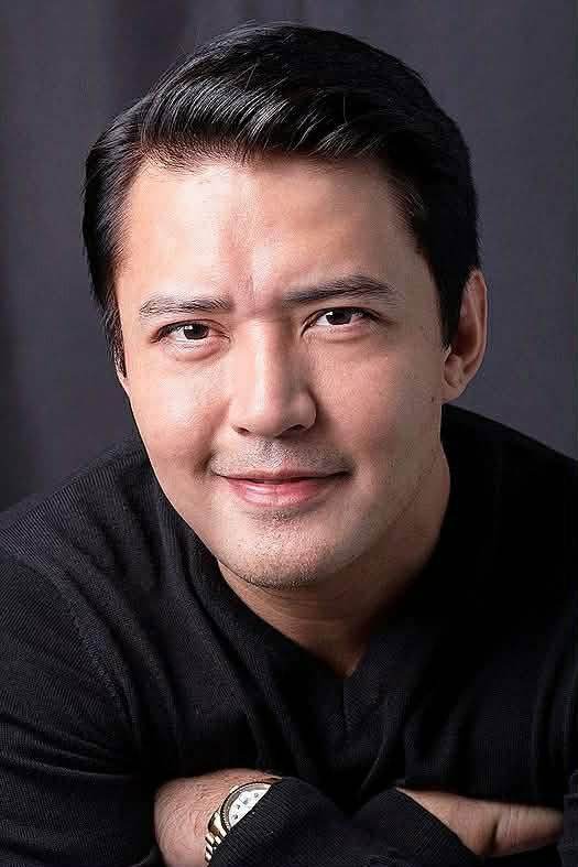 Mark Anthony Fernandez