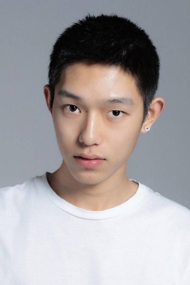 王锵