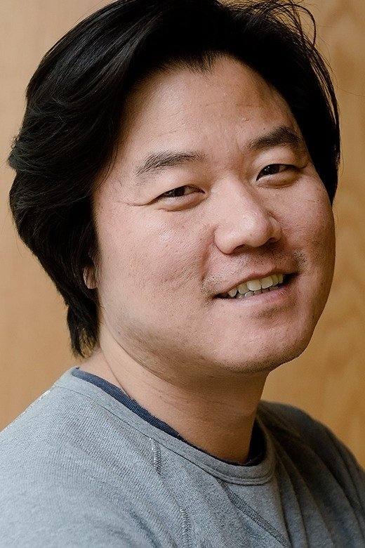 罗暎锡