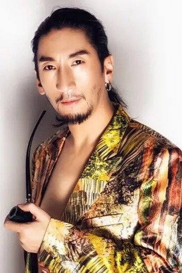 居琼钦