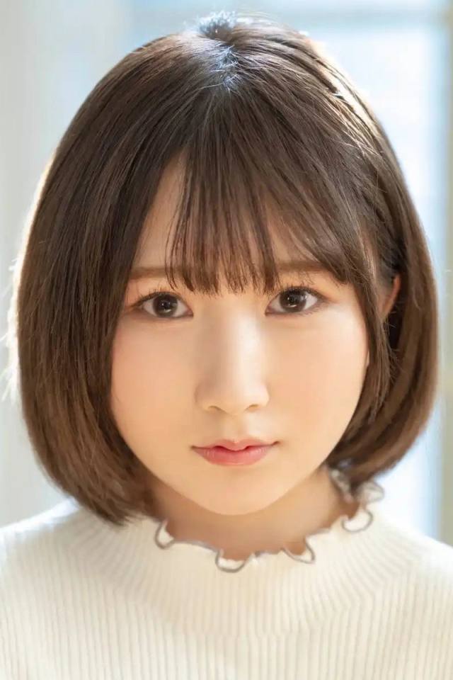 由良佳奈