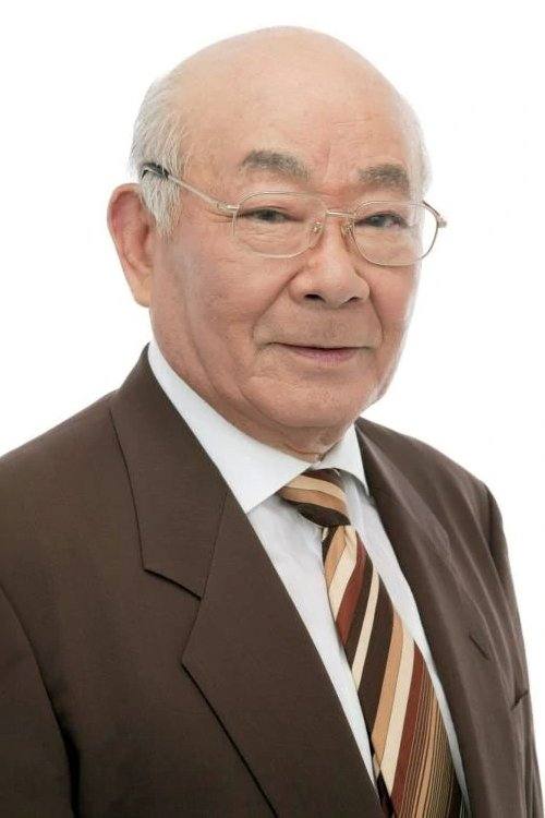 大冢周夫