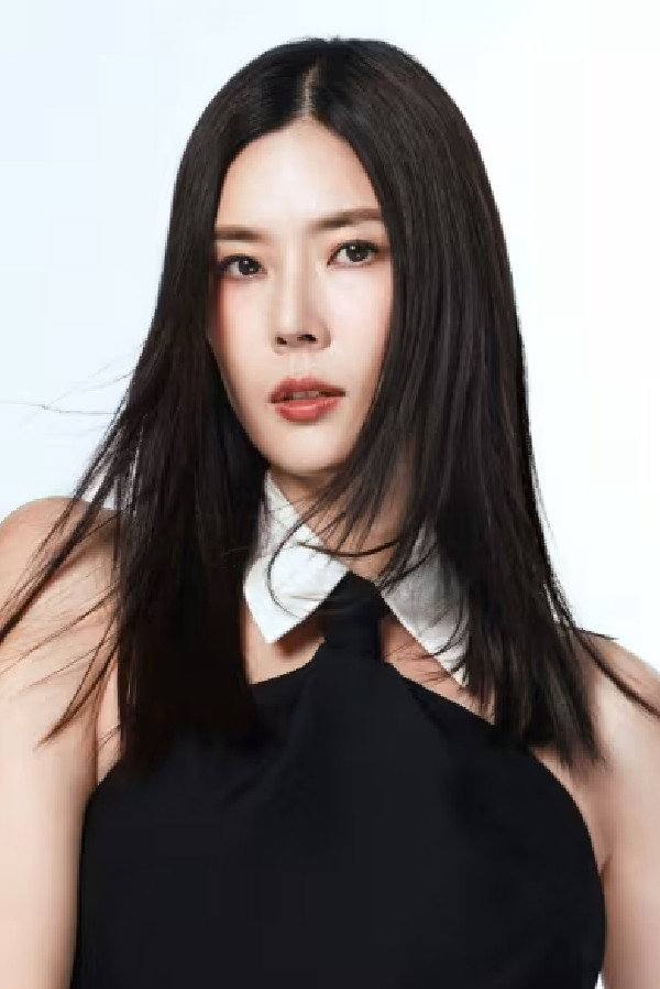 Carrie Wong