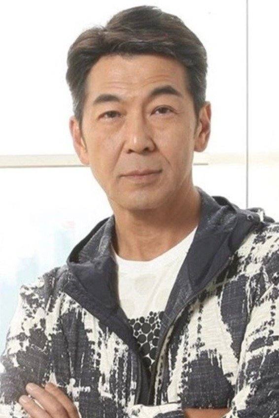 梁健平