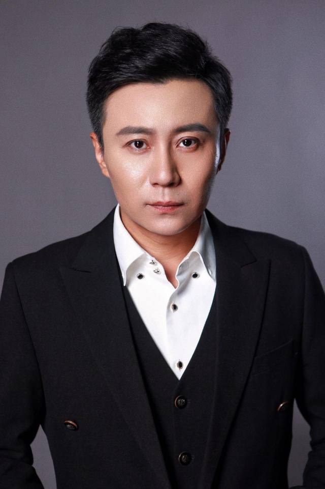 戴毅