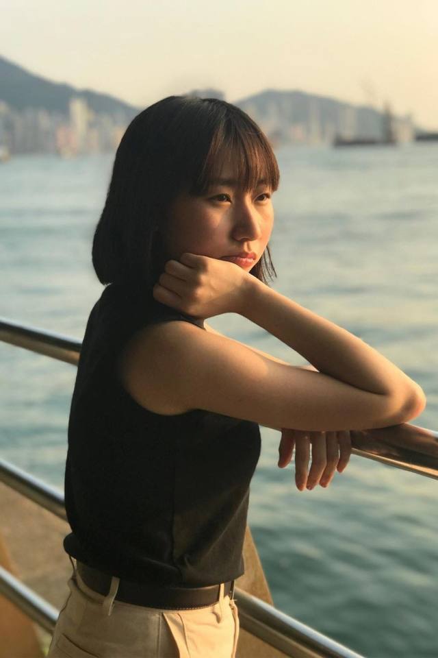 邓丽英