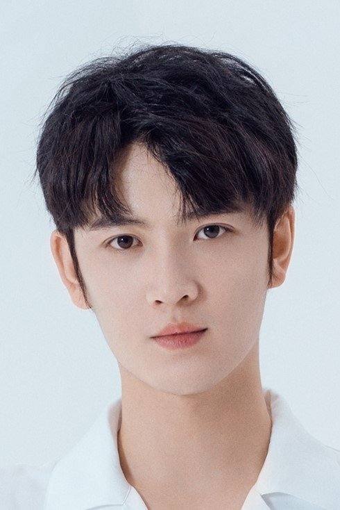 秦天宇