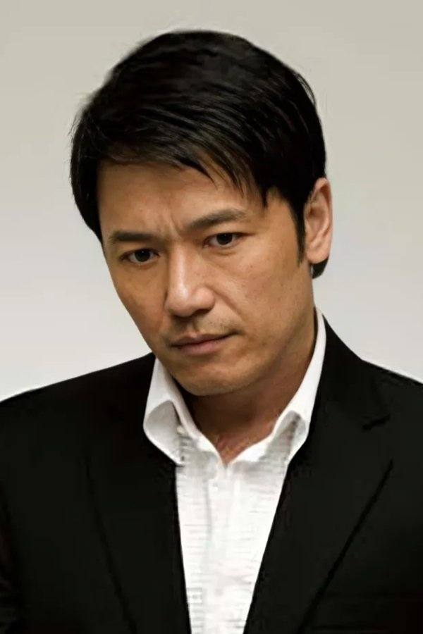苗侨伟